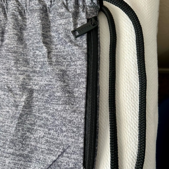 Adidas Draw String Gym Sack Black Gray Merle Zipper Side Pocket Logo - Picture 2 of 6